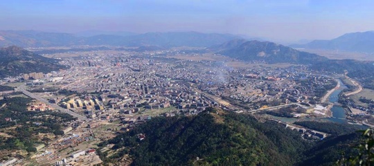 浙江溫州平陽第二大鎮,是全國千強鎮,綜合實力僅次于鰲江鎮